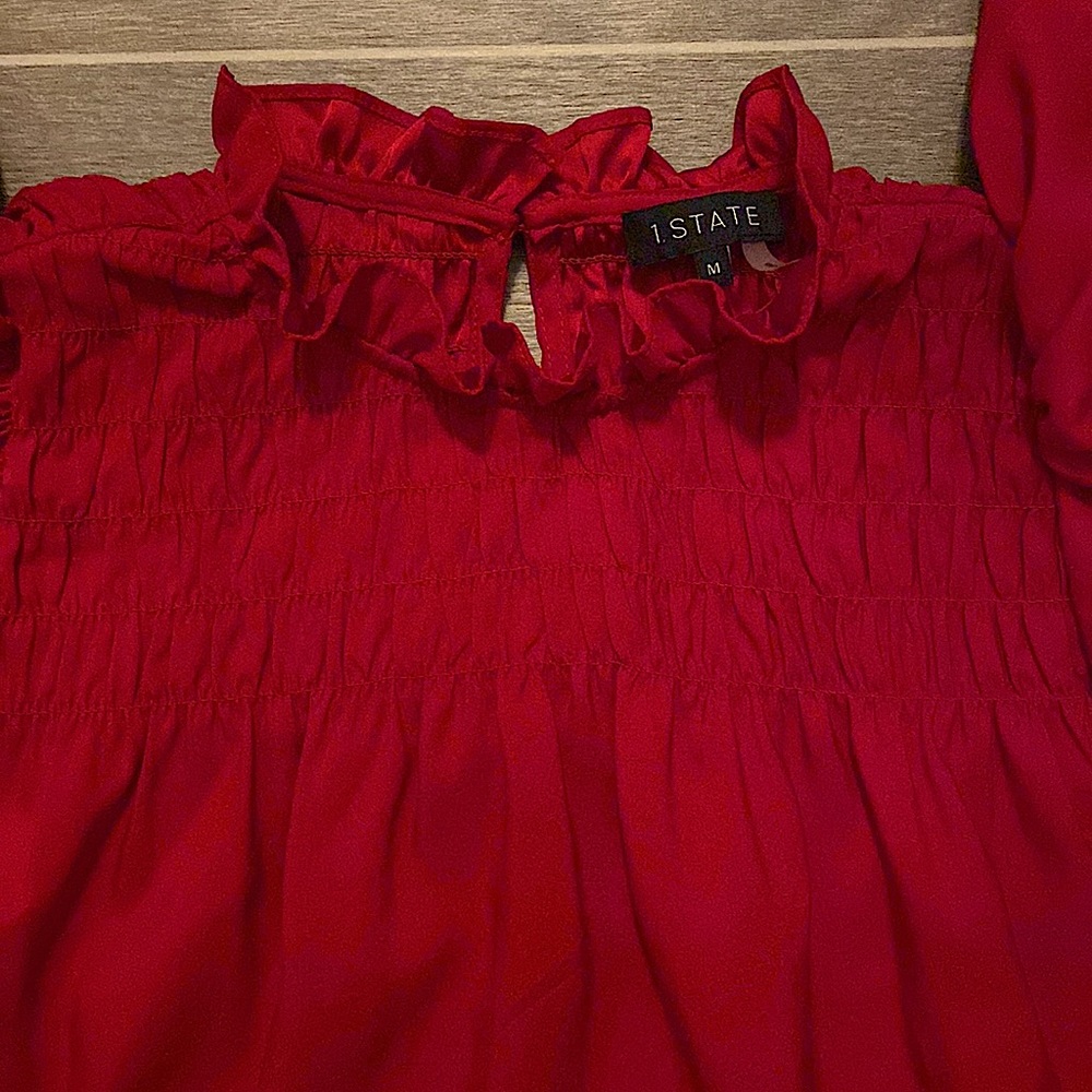 1.STATE Women's Red Ruffle Yoke Top - Picture 6 of 7